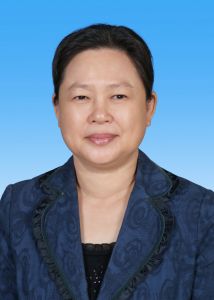杨 红(女)