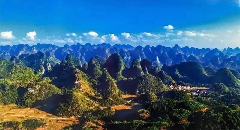 广西代表团代表热议少数民族脱贫：不让一个少数民族一个山乡掉队