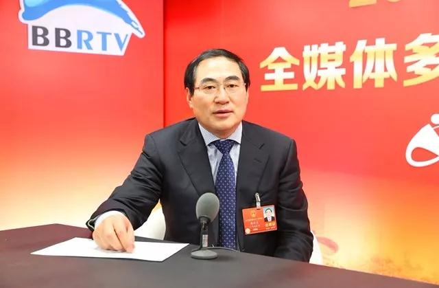 梅世文代表：推广普惠金融 助推广西企业“走出去”