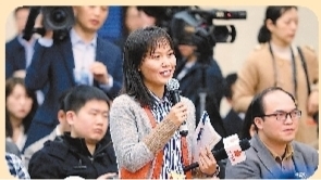 中外媒体记者看广西