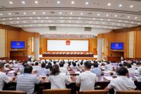 自治区十四届人大常委会第五次会议闭幕刘宁主持并讲话
