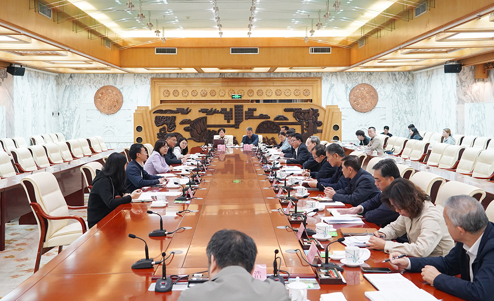 全国人大常委会法工委调研组来桂开展耕地保护和质量提升法立法调研