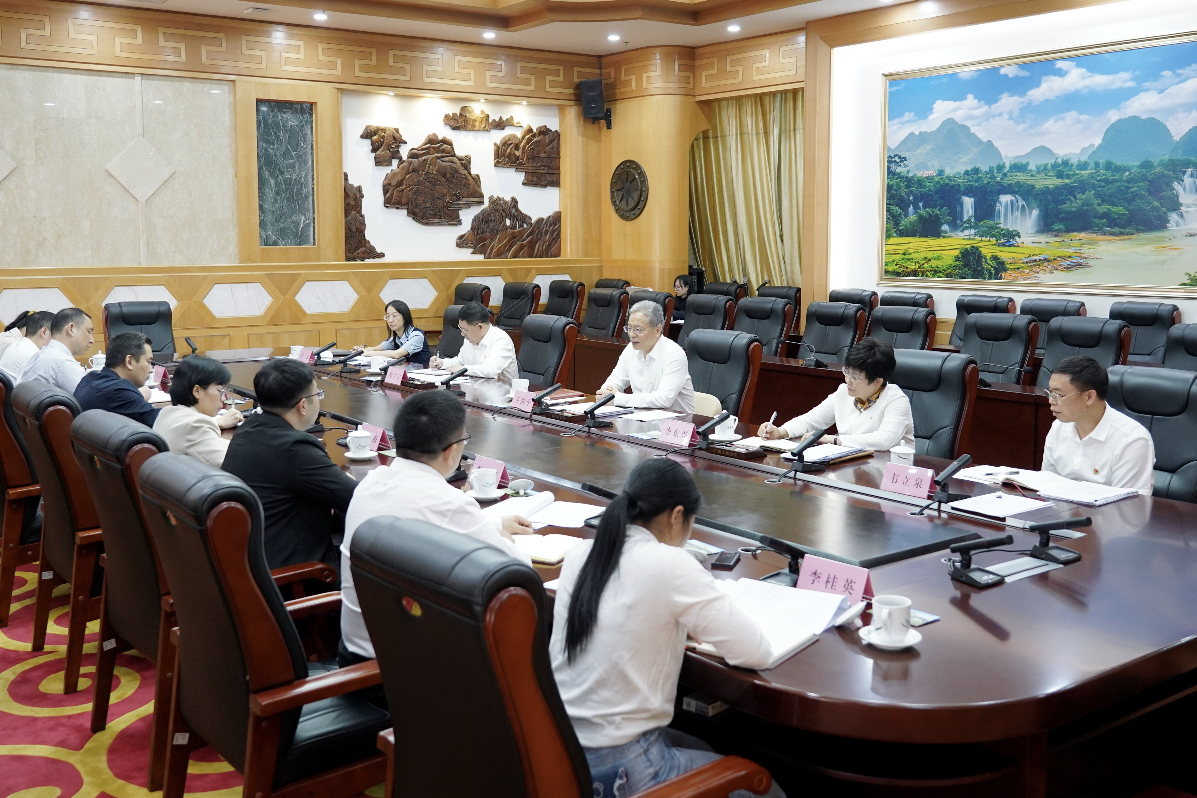 ��άƽ����ͨ��Ա���ݲμ��������˴�ί���о��ҵ�֧����֯�����