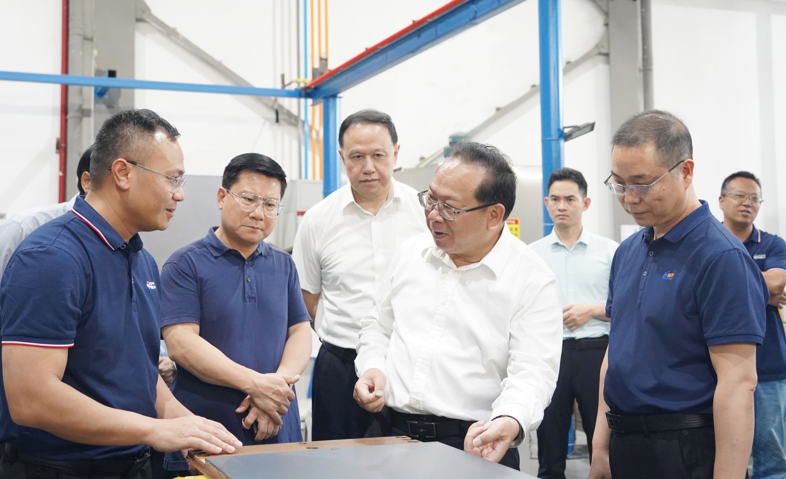 ũ���Ĵ��Ӹ������С������п�չ��������С��ҵ�ٽ�����ִ����鼰��Ӫ������������