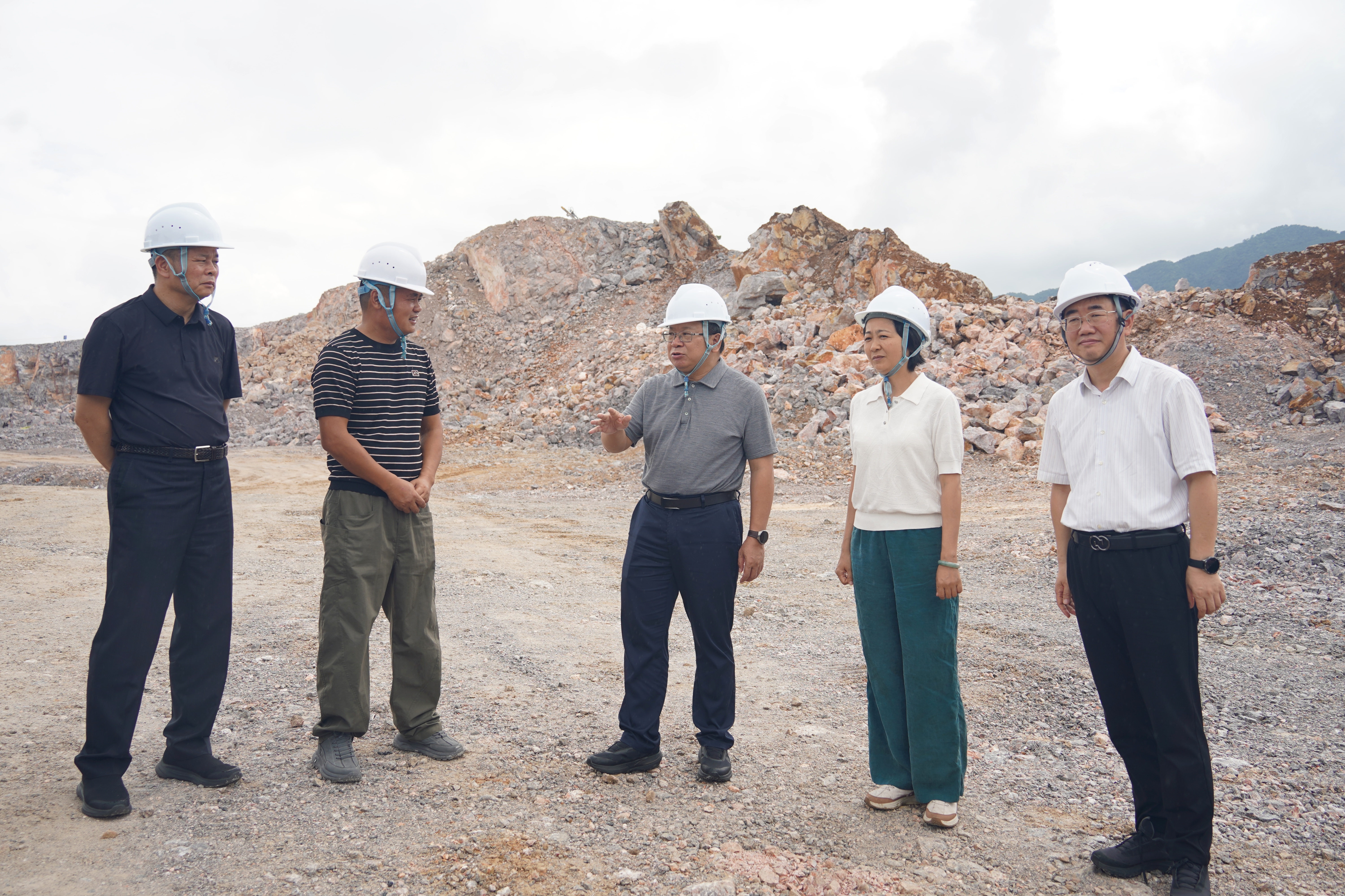 农生文赴桂林督导检查安全生产和地质灾害隐患排查工作
