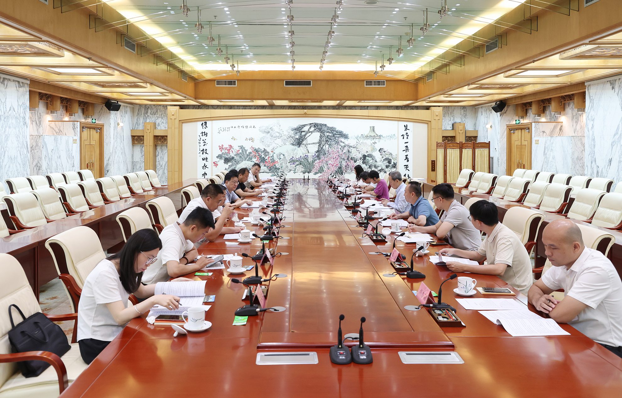 山西省人大常委会调研组来桂开展食品安全立法调研